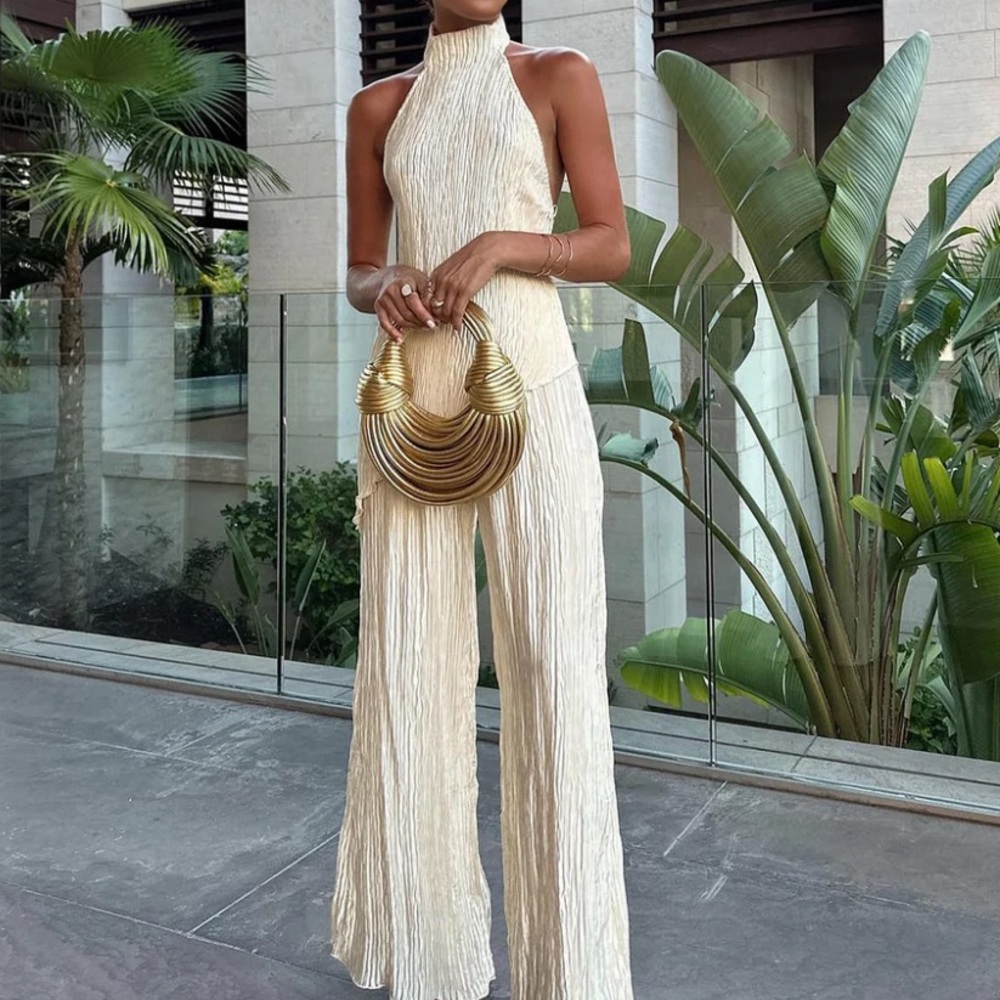 BRAND NEW Commense Asymmetric Halter Crop Top With Wide Leg Pants Set